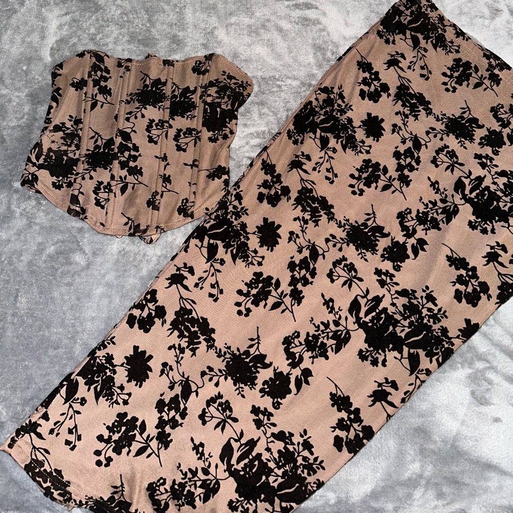 Skirt set